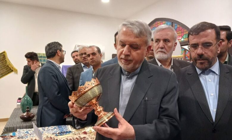 برای تحقق اشتغال یک میلیونی در صنایع دستی تلاش می کنیم