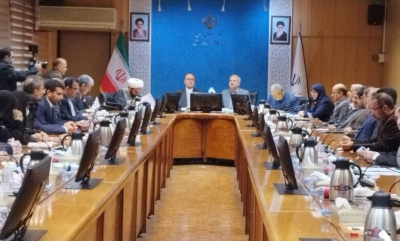 زنگ انقلاب شنبه ۱۳ بهمن در همه مدارس سراسر کشور نواخته میشود.