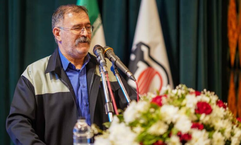 چشم انداز ذوب آهن اصفهان با همدلی تلاشگران این مجتمع، روشن است