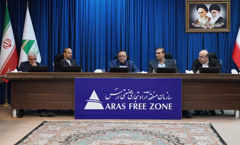 دبیر شورایعالی مناطق آزاد: حل مشکلات فعالین اقتصادی ارس در اولویت است