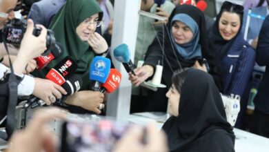 Photo of بازدید سخنگوی دولت از یك كارگاه تولیدی پوشاك در منطقه آزاد انزلی