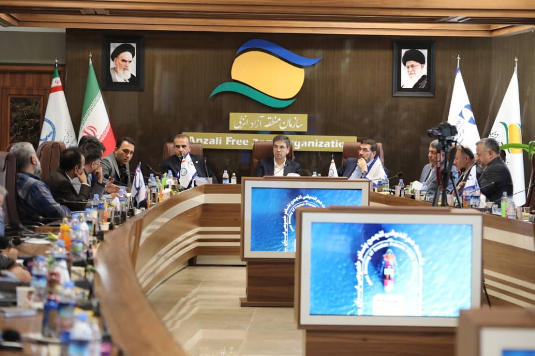 باهدف تقویت همکاریهای بخش خصوصی در حوزه بنادر و لجستیک برگزار شد نشست اعضای انجمن بنادر خصوصی ایران در بندر كاسپین