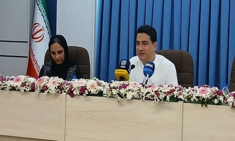 همایون شجریان: اگر جنگ شود کنار مردم ایران می‌مانم/ اجرای کنسرت رایگان در میدان آزادی