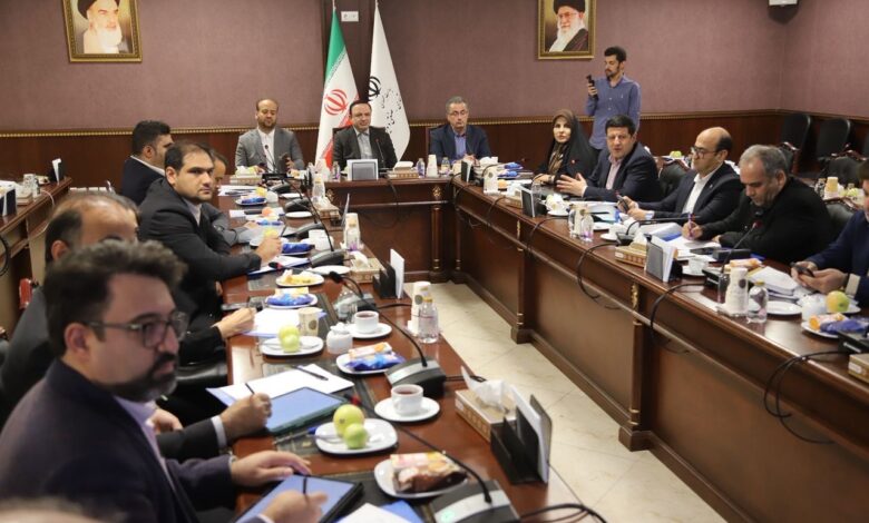 با حضور رضا مسرور؛ نشست هماندیشی بورس بینالملل مناطق آزاد با حضور سهامداران داخلی برگزار شد