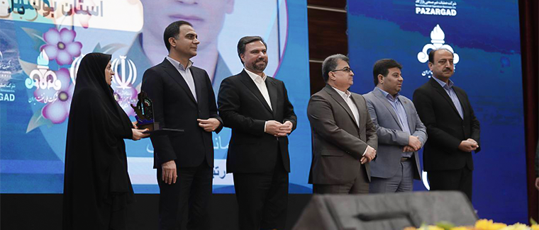 به گزارش پارسیان: ارسلان زارع خطاب به دانش آموزان گفت: حضور در دانشگاه و علمآموزی در مراکز آموزش عالی، مرحلهای نو از زندگی شماست و رسالت جدیدی بر دوشتان گذاشته میشود که آینده شما و ایران به آن بستگی دارد.