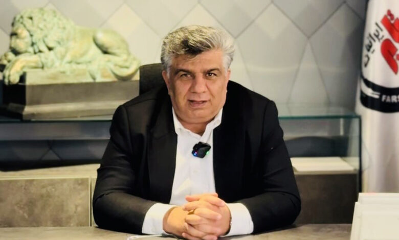 به گزارش پارسیان: مدیرعامل شرکت، کاظم عبادی، در مصاحبه‌ای با اشاره به اهمیت هوشمندسازی در صنعت حمل‌ونقل گفت: «هوشمندسازی دیگر یک انتخاب نیست بلکه یک ضرورت اجتناب‌ناپذیر برای حفظ پایداری و رقابت در بازار است.» ایشان افزودند که فارس‌تایر با هدف بهبود کیفیت خدمات، کاهش هزینه‌ها و افزایش ایمنی، به صورت جدی به دیجیتالی‌سازی فرآیندهای انبارداری، لجستیک و بهره‌گیری از هوش مصنوعی برای پیش‌بینی تقاضا و فروش می‌پردازد.