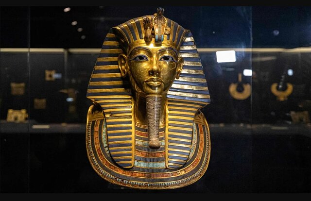 مصطفی مدبولی، نخست‌وزیر مصر در نشستی با هدف بررسی اقدامات تسهیل ورود گردشگران و بهبود تجربه بازدیدکنندگان این کشور گفت که مصر پس از ثبت رکورد ورود ۱۹ میلیون گردشگر در سال گذشته (۲۰۲۵)، هدف جذب سالانه ۳۰ میلیون گردشگر را برای سال ۲۰۲۶ تعیین کرده است.  