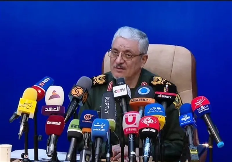 سردار طلایی‌نیک: قدرت‌آفرینی تنها راه مقابله با بیگانگان است
