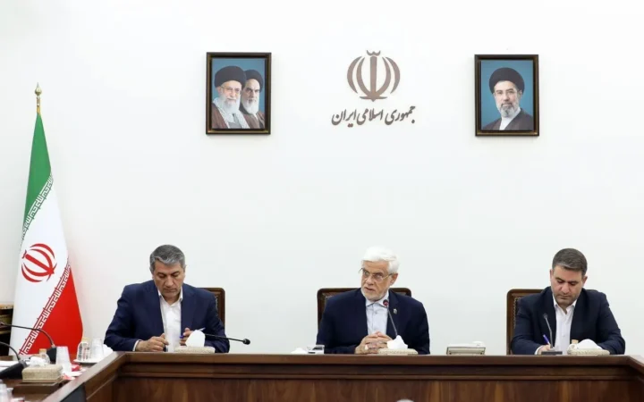 عارف: طرح «مقابله با نفوذ بیگانگان» به فعالیت علمی کشور ضربه می‌زند