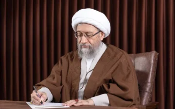 آیتالله آملی لاریجانی: دشمن دوباره در دام همان محاسبه غلط افتاد