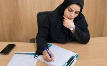 اول مهر و نیمکت‌های خالی …