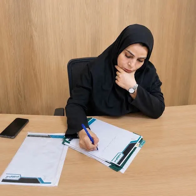 اول مهر و نیمکت‌های خالی …