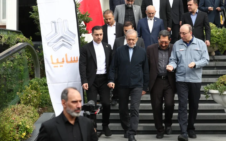 استفاده از فناوری روز در خودروسازی و توسعه موتورهای کم‌مصرف یک ضرورت است