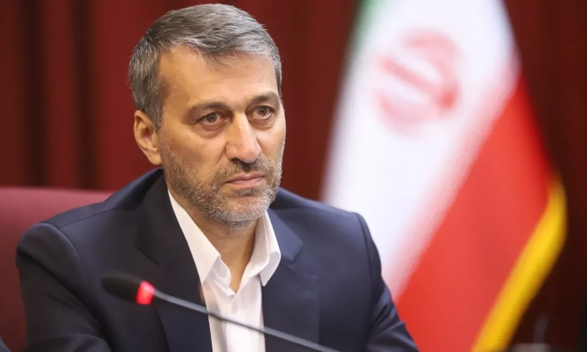 فروزان: مخالف واردات خودروهای لوکس به کشور هستم