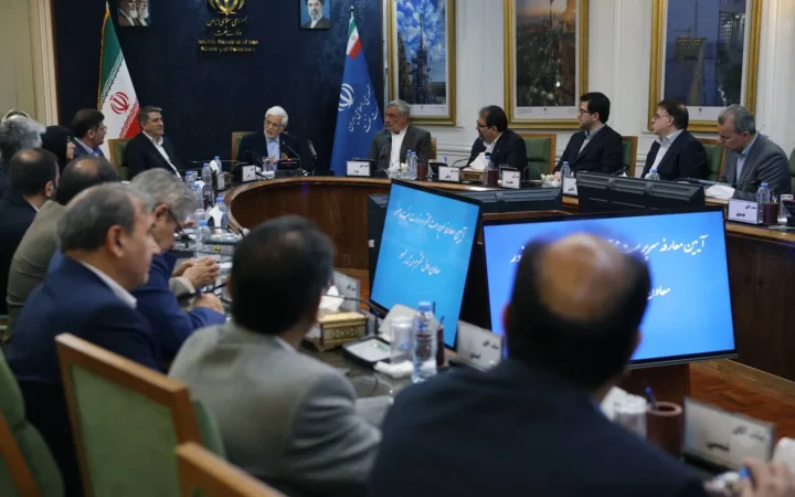 انتظار داریم با مدیریت بورد، عملکرد وزارت نفت جهش کند/ نگران تحریم‌ها نیستیم