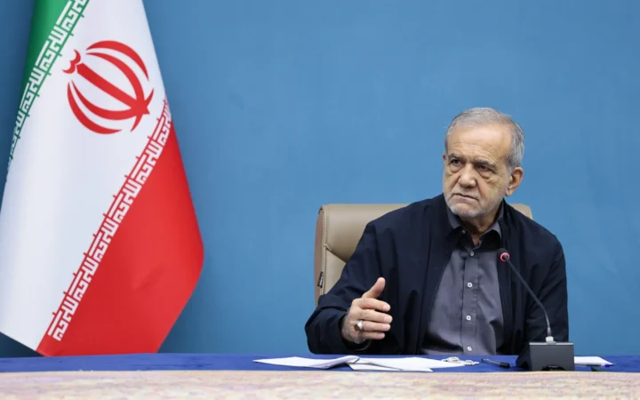 عبور از مشکلات اقتصادی نیازمند همراهی و نقش‌آفرینی کارآفرینان است