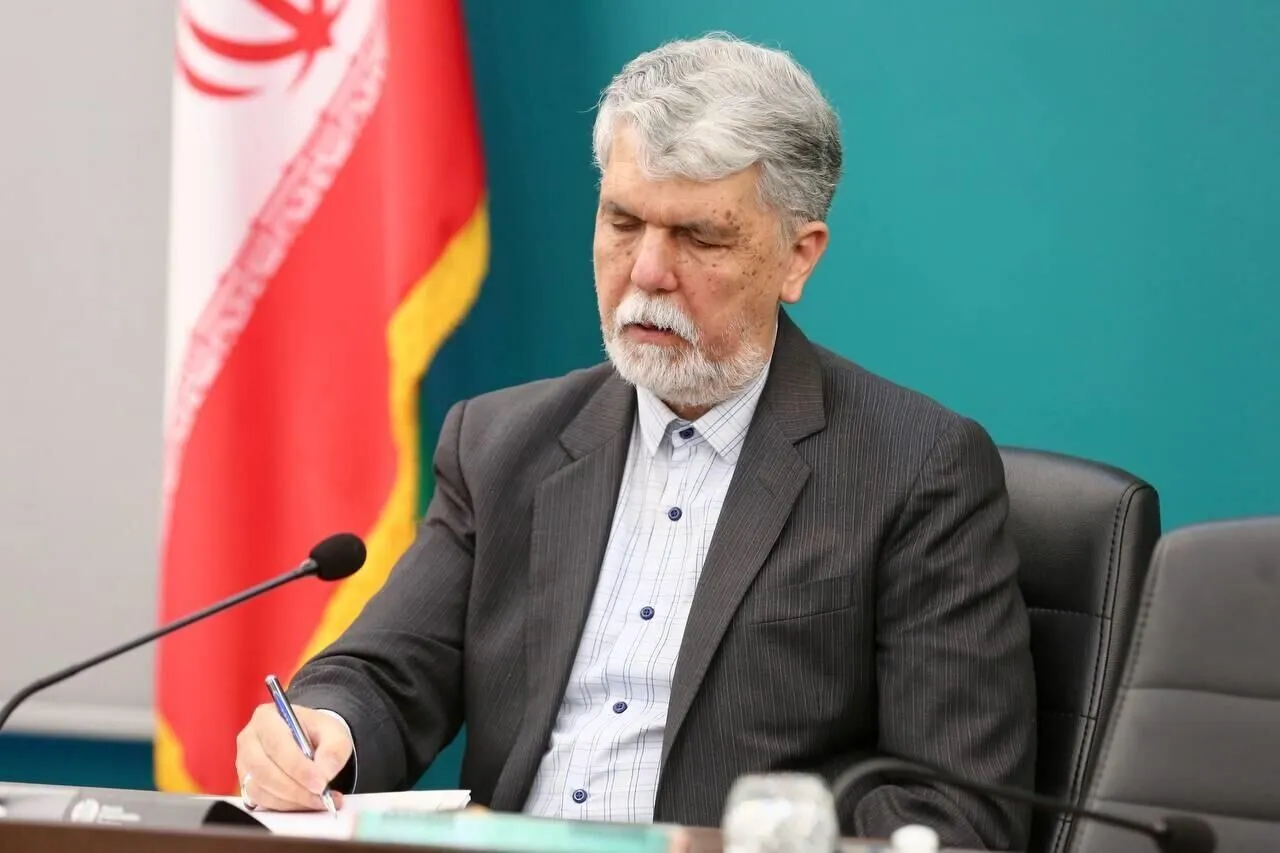 صالحی دستورالعمل شفافیت وزارت فرهنگ را ابلاغ کرد