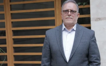 رئیسکل پیشین بانک مرکزی: ذینفعان روندهای فاسد مانع خروج بانکها از بنگاهداری میشوند