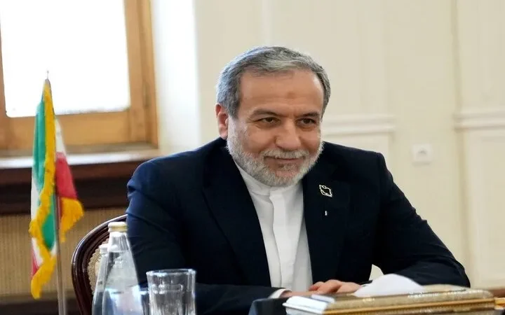 عراقچی: ایران قاطعانه از منافع و امنیت ملی خود دفاع می‌کند